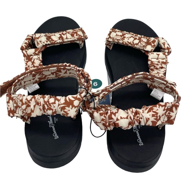 Women's Floris Platform Sport Sandals - Universal Thread Brown Floral Size 9 - Picture 2 of 7